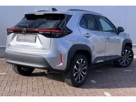 Toyota Yaris-cross thumbnail 4