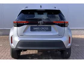 Toyota Yaris-cross thumbnail 5