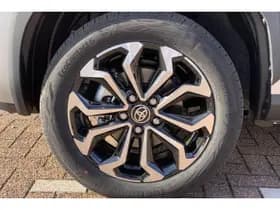 Toyota Yaris-cross thumbnail 8