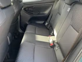 Toyota Yaris thumbnail 11