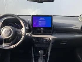 Toyota Yaris thumbnail 12