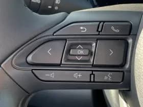 Toyota Yaris thumbnail 14