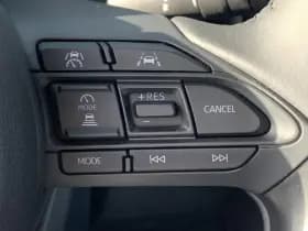 Toyota Yaris thumbnail 16