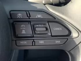 Toyota Yaris thumbnail 43