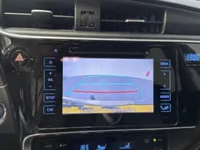 Toyota Auris thumbnail 13