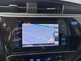 Toyota Auris thumbnail 14