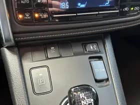 Toyota Auris thumbnail 18