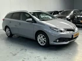 Toyota Auris thumbnail 29