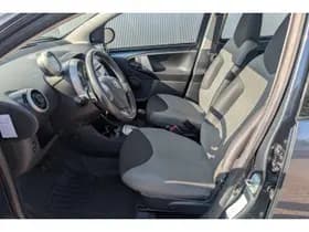 Toyota Aygo thumbnail 3