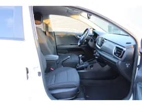 Kia Stonic thumbnail 12