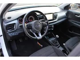 Kia Stonic thumbnail 57