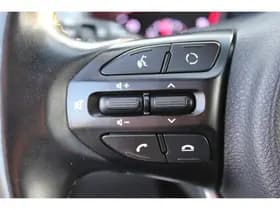 Kia Stonic thumbnail 63