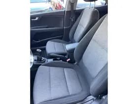 Kia Stonic thumbnail 35