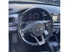 Kia Stonic thumbnail 38