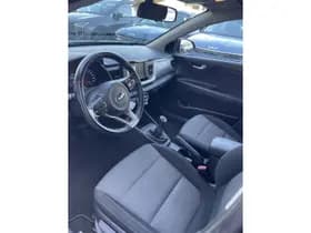 Kia Stonic thumbnail 10