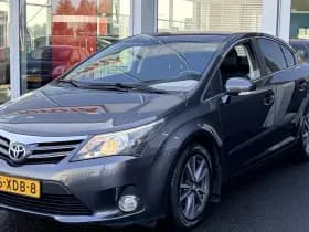 Toyota Avensis thumbnail 3