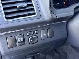 Toyota Avensis thumbnail 48