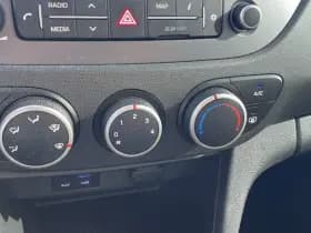 Hyundai I10 thumbnail 48