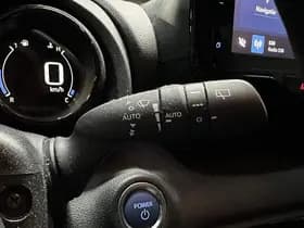 Toyota Yaris thumbnail 36