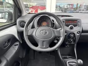 Toyota Aygo thumbnail 37