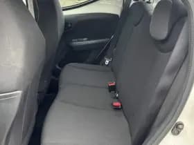 Toyota Aygo thumbnail 38