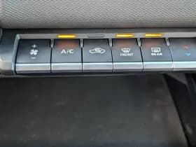 Toyota Urban-cruiser thumbnail 16