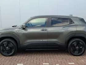 Toyota Urban-cruiser thumbnail 3