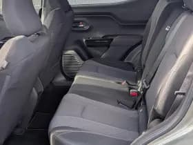 Toyota Urban-cruiser thumbnail 5