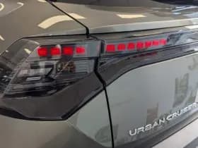 Toyota Urban-cruiser thumbnail 46