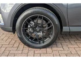 Toyota Rav4 thumbnail 5