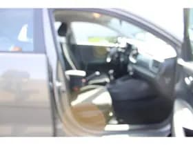 Kia Stonic thumbnail 33