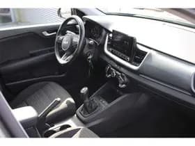 Kia Stonic thumbnail 34