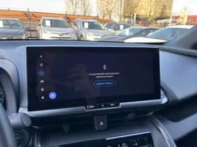 Toyota C-hr thumbnail 15