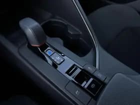 Toyota C-hr thumbnail 33