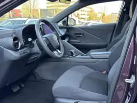 Toyota C-hr thumbnail 61