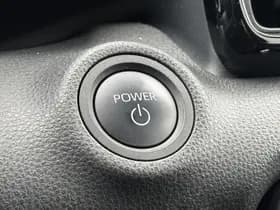 Toyota Yaris thumbnail 32