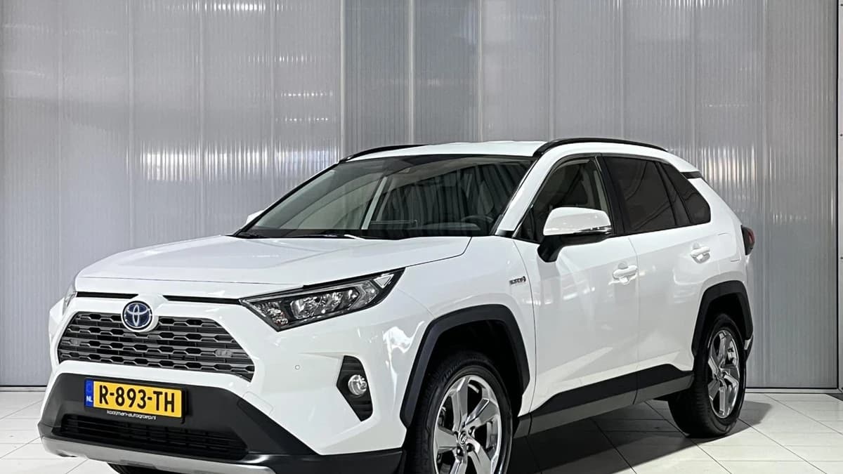 Toyota Rav4 — foto 1