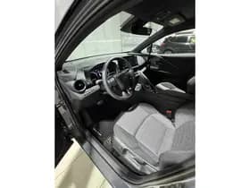 Toyota C-hr thumbnail 22