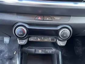 Kia Stonic thumbnail 50