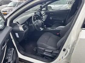 Toyota C-hr thumbnail 20