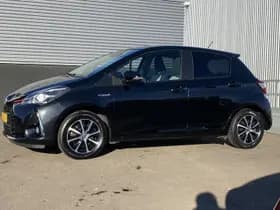 Toyota Yaris thumbnail 4