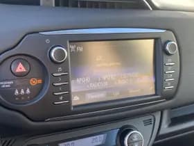 Toyota Yaris thumbnail 44