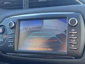 Toyota Yaris thumbnail 65