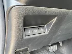 Toyota Yaris thumbnail 24