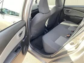 Toyota Yaris thumbnail 40