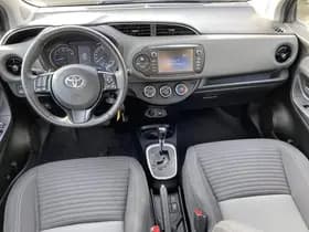 Toyota Yaris thumbnail 74