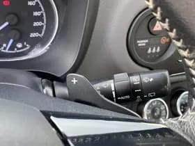 Toyota Yaris thumbnail 81