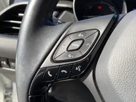 Toyota C-hr thumbnail 11