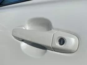 Toyota C-hr thumbnail 35