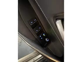 Toyota Corolla-touring-sports thumbnail 26